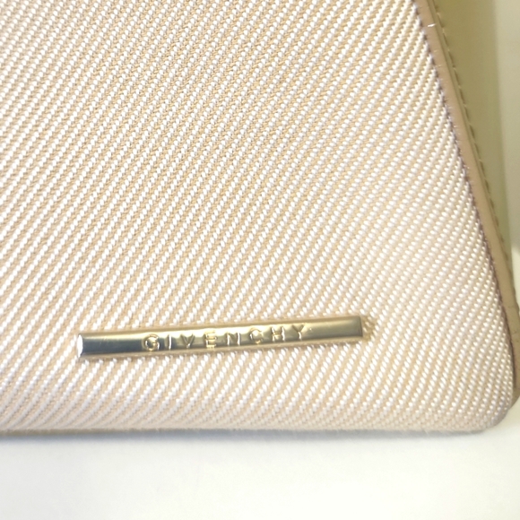 GIVENCHY Champagne Mini Antigona Handbag - Picture 2 of 6